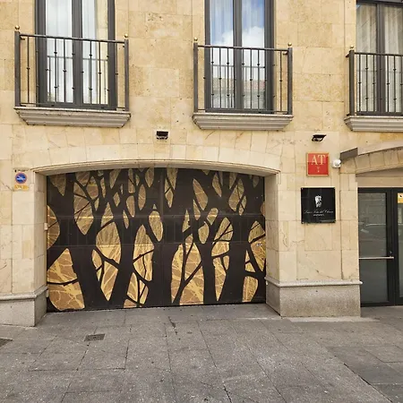 Luxor Torre Del Clavero * Salamanca