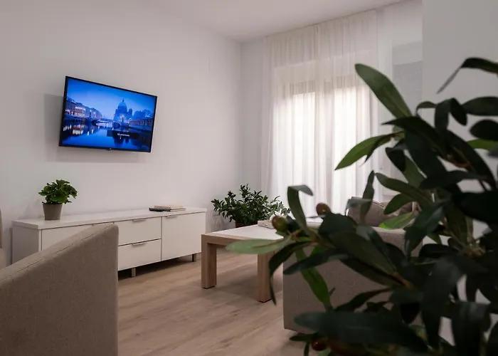 Апартаменты Luxor Torre Del Clavero